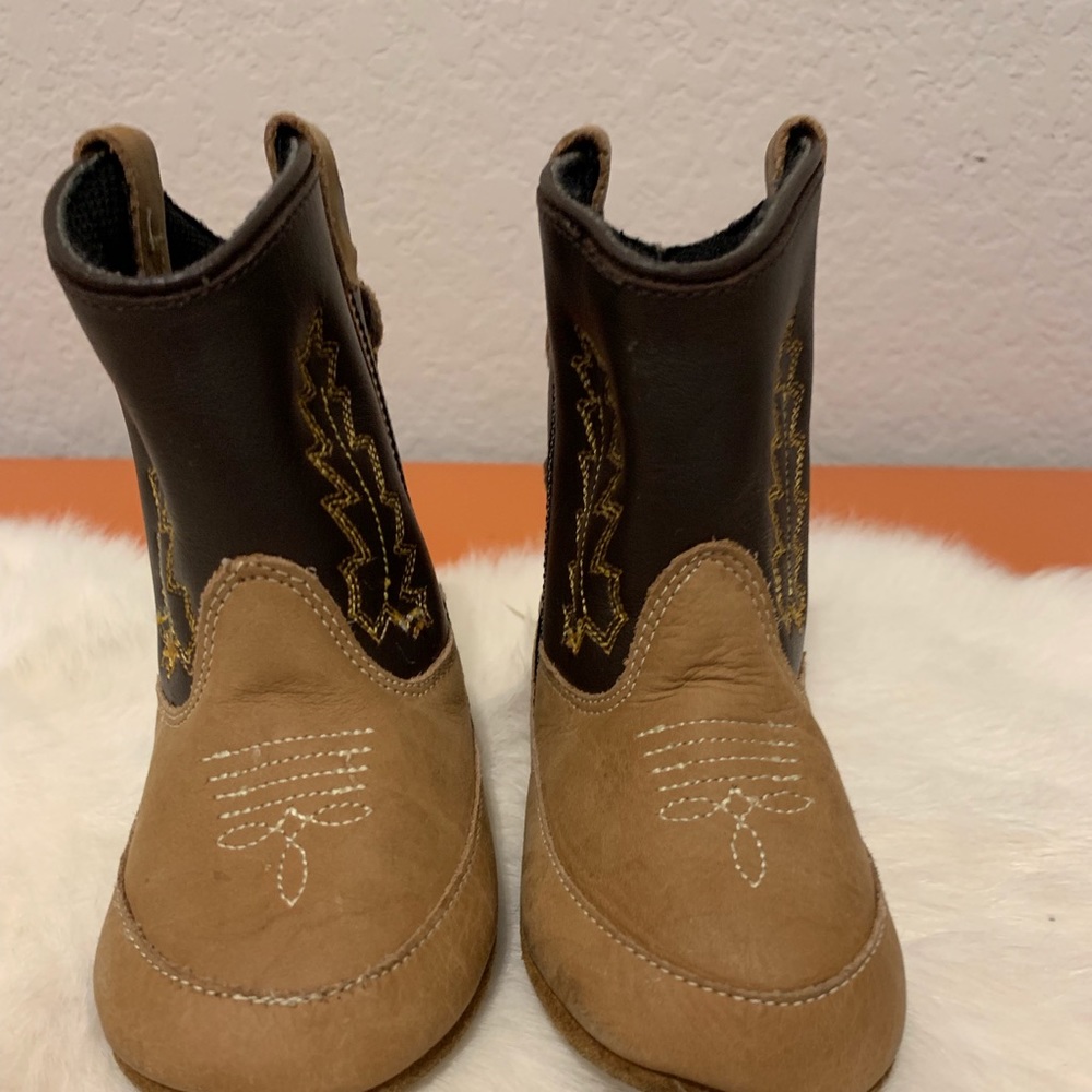 Toddler boots